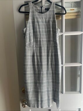 Banana Republic Gray Plaid Midi Sheath Dress